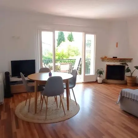 Quiet Cozy Near * Сиджес