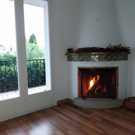 Quiet Cozy Near Сиджес